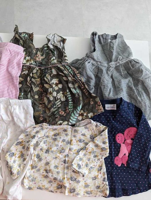 Paka ubranek dla dziewczynki w większości 68