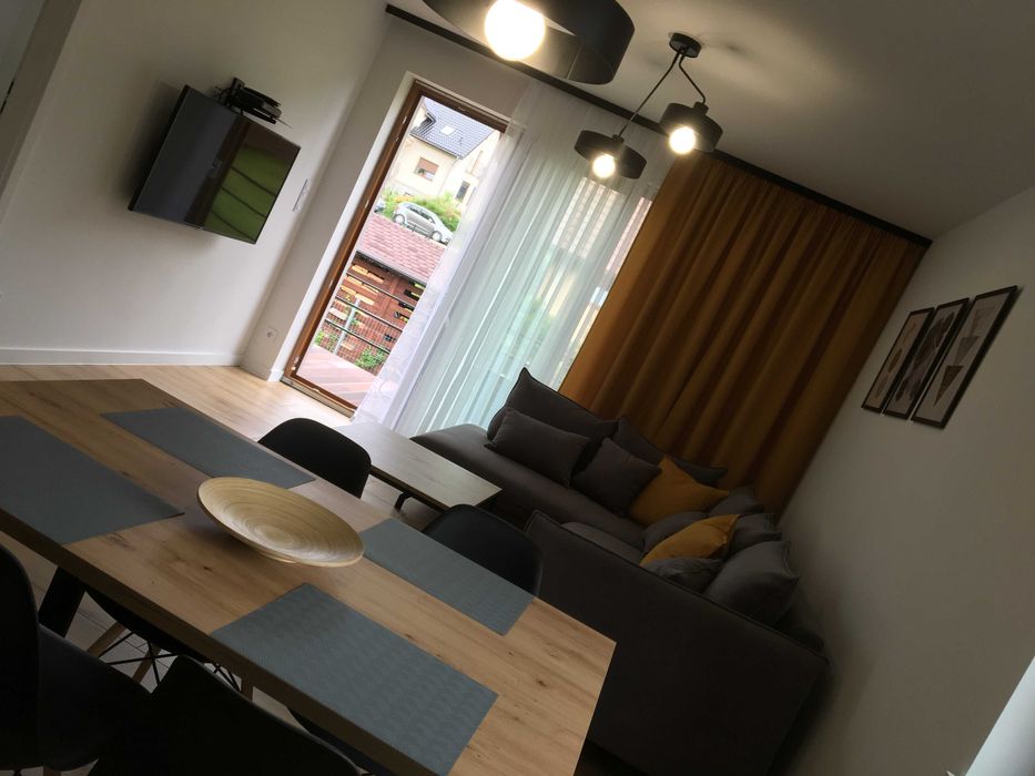 Apartamenty Black&White Lubawka - DOMEK Z RUSKĄ BANIĄ ORAZ SAUNĄ.