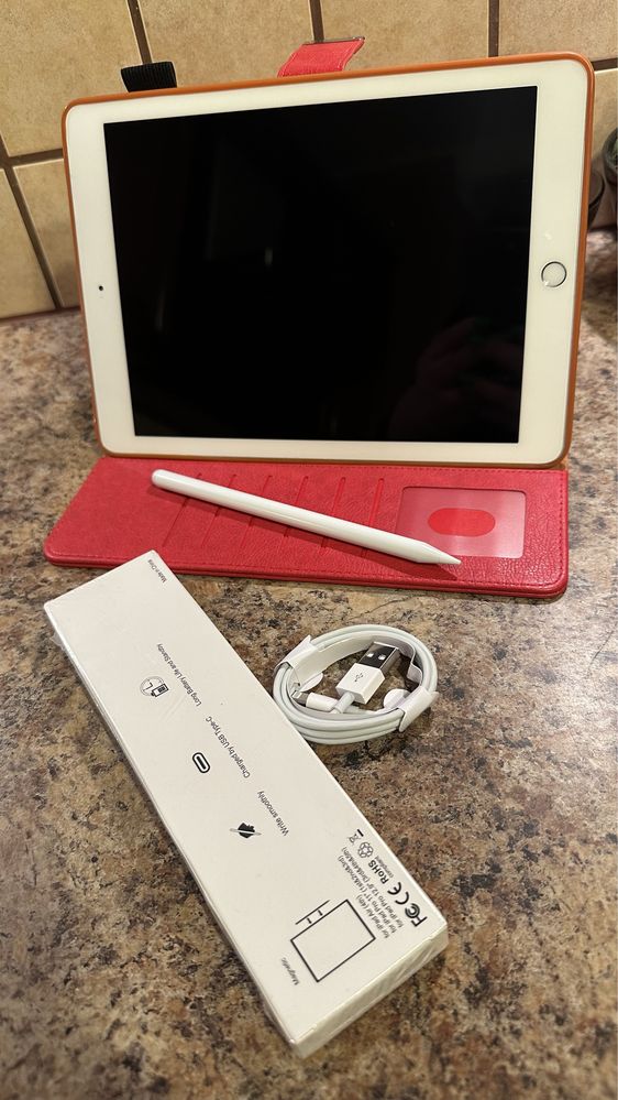 Tablet iPad Apple Retina 10” - GOLD - Touch ID - PROCREATE