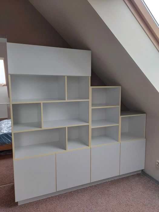 Regał biały sprzedam