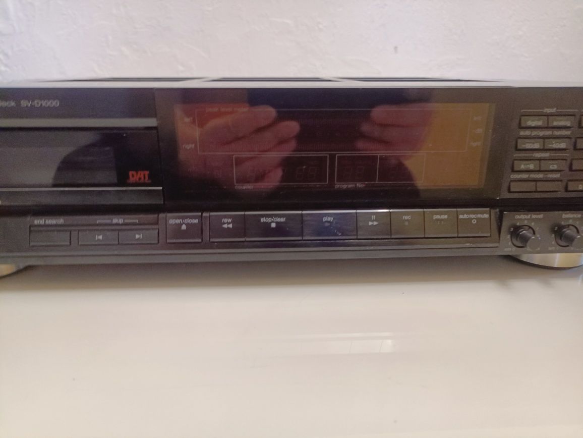 TECHNICS SV-D1000 12kg Digital Audio Tape Magnetofon Cyfrowy DAT 1987r