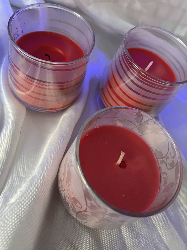 свічки з різними ароматами