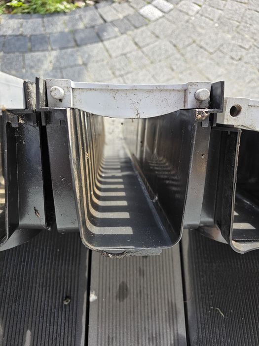 Kanał odwodnienieniowy liniowy