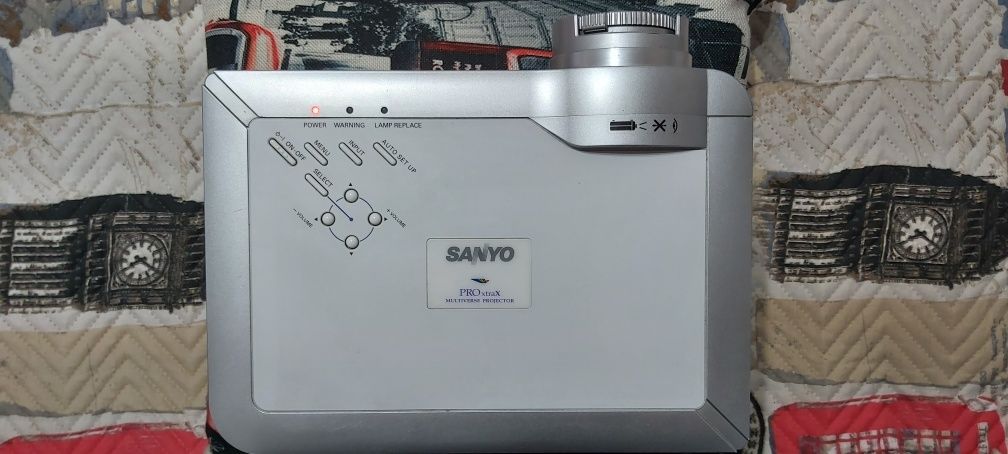 Projector/Retroprojector Sanyo Pro xtraX