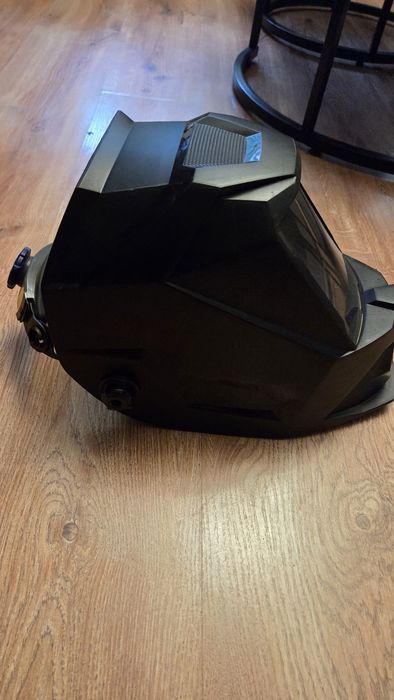 Przyłbica spawalnicza