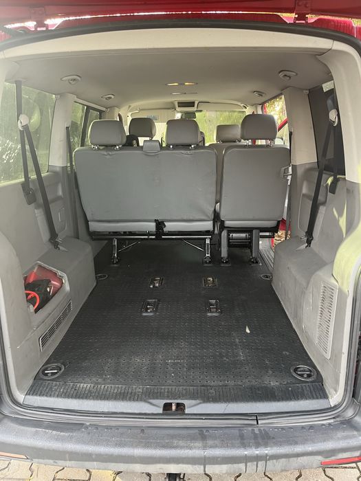 Volkswagen Caravelle 8 osobowy 1,9tdi
