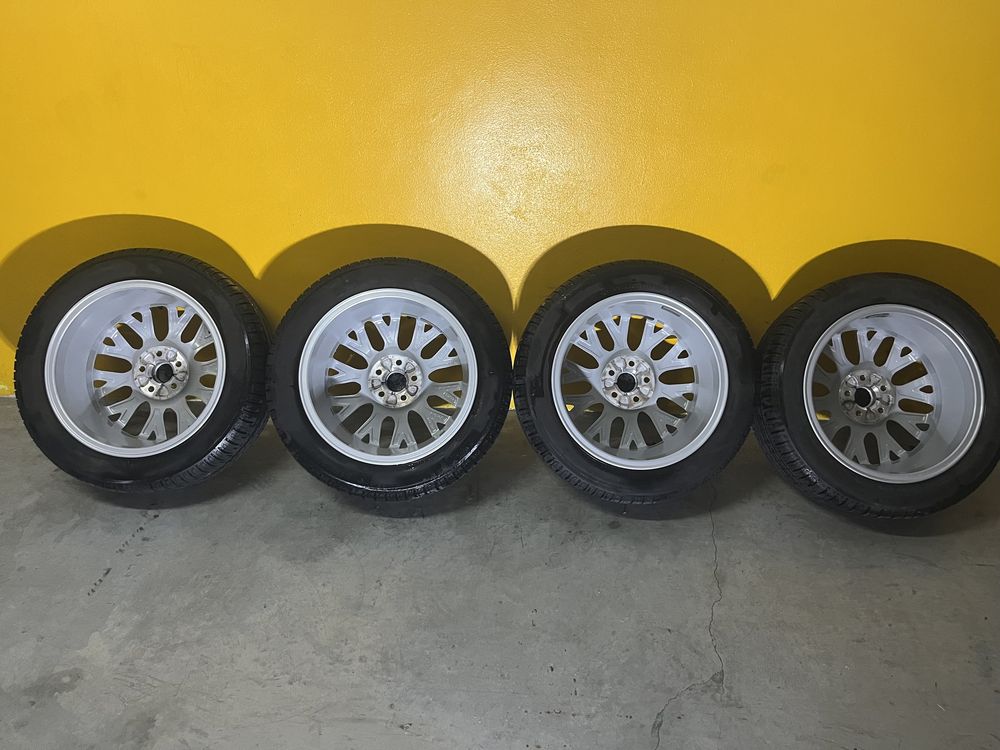 Vendo Jantes com Pneus 5x100 Seat