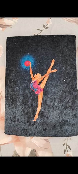 Мяч для гимнастики и форма