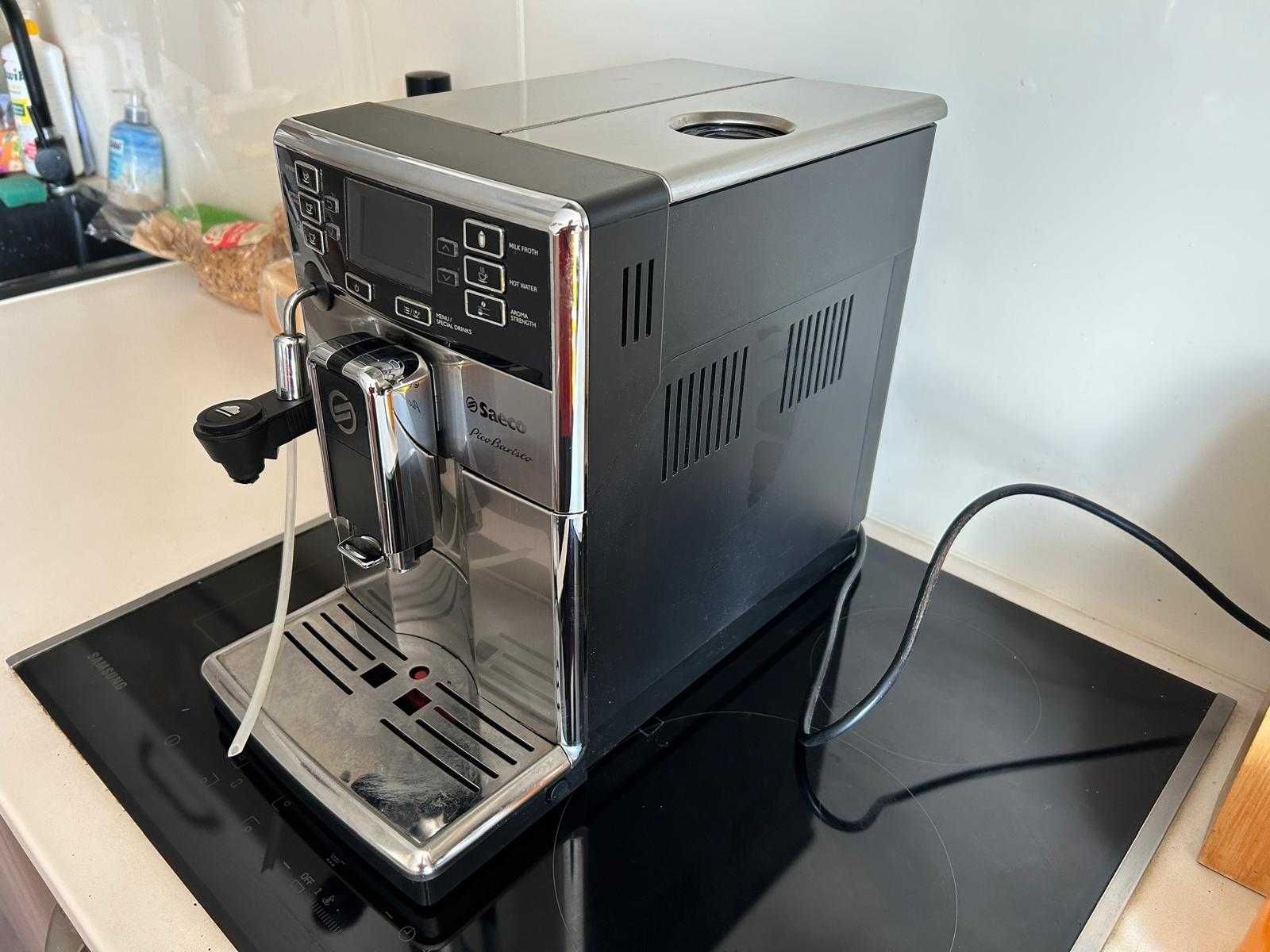 Automatyczny ekspres ciśnieniowy Saeco PicoBaristo HD8924/09