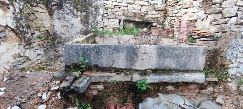 Lagar em pedra de 6 pedras