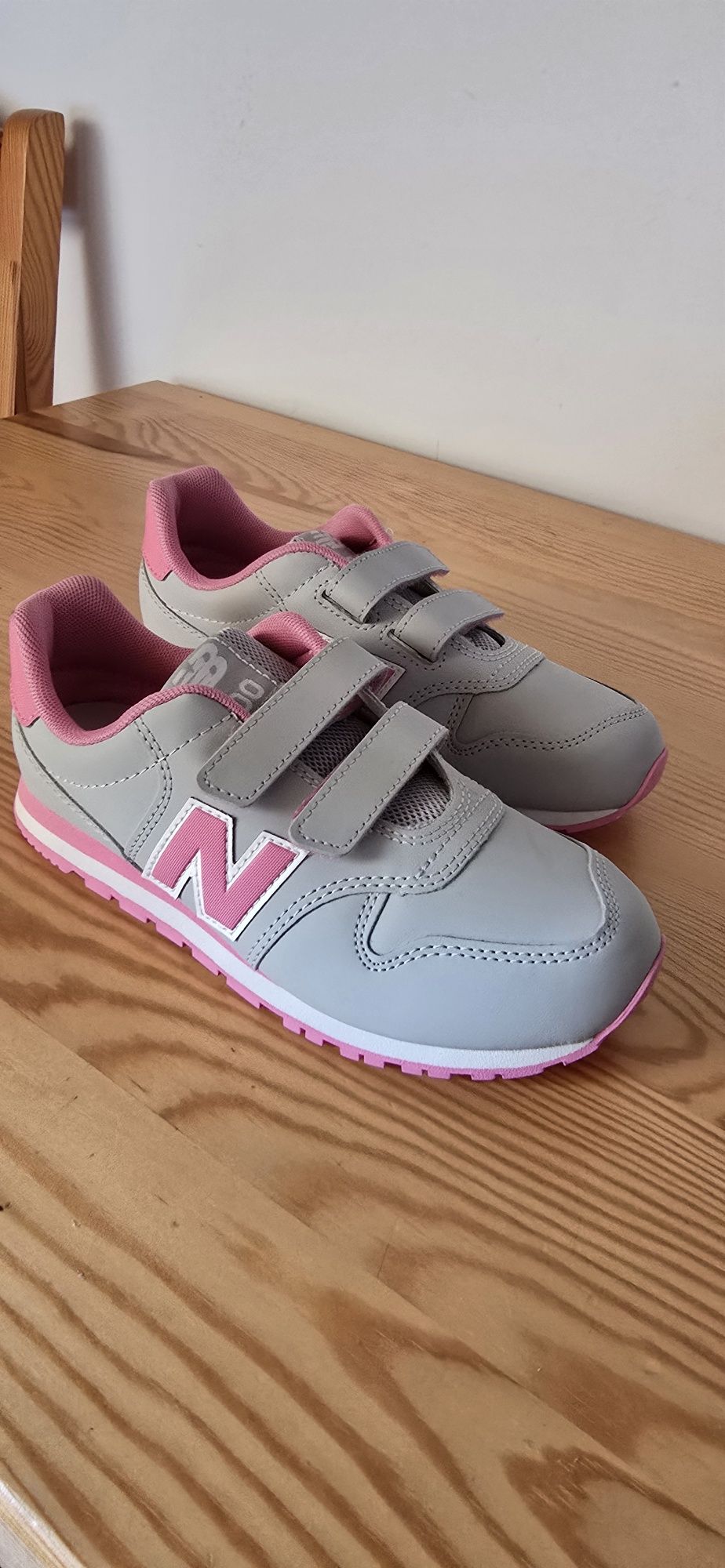 Adidasy buty New Balance  dziecka nowe ! Nie ubrane rozmiar 30 - 19 cm