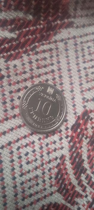 Продам две монеты
