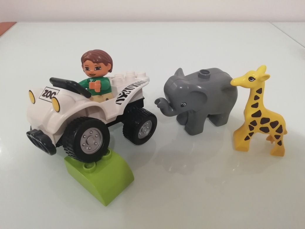 Zestaw Lego Duplo ZOO, safari samochód terenowy jeep słoń żyrafa, kloc