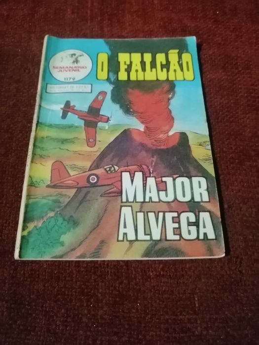 O Falcão - 8 Fotos