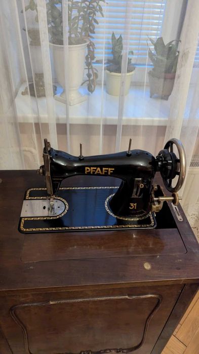 Na sprzedaż: Zabytkowa maszyna do szycia Pfaff w idealnym stanie
