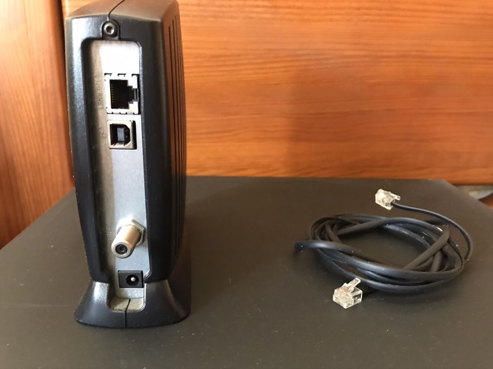 Modem Motorola (usado, em bom estado)