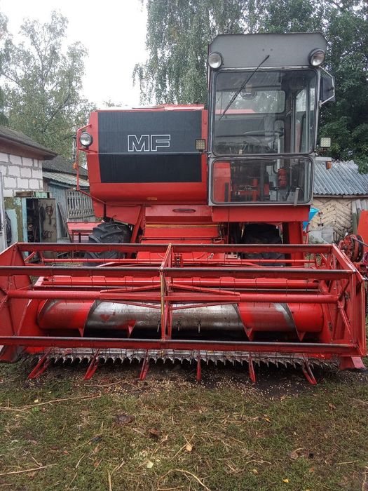 Комбайн Маісей Фергюсон 430