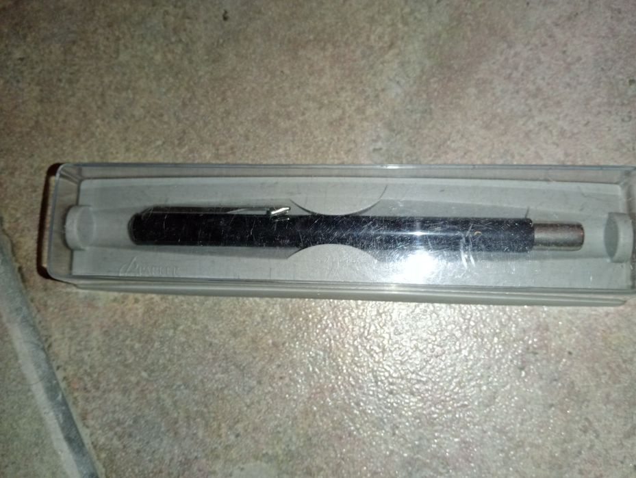 Caneta Parker preta