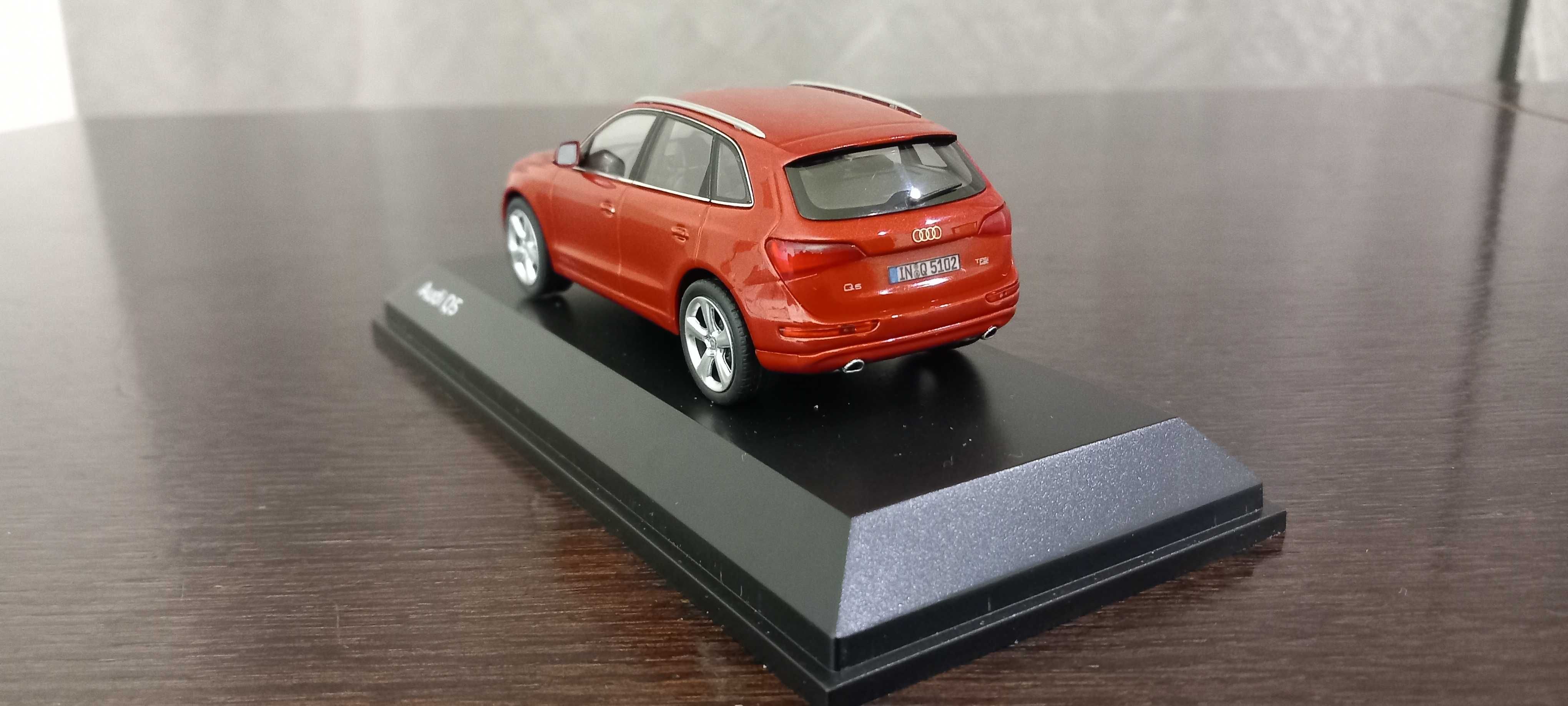 Audi Q5  1/43 Schuco Norev Minichamps