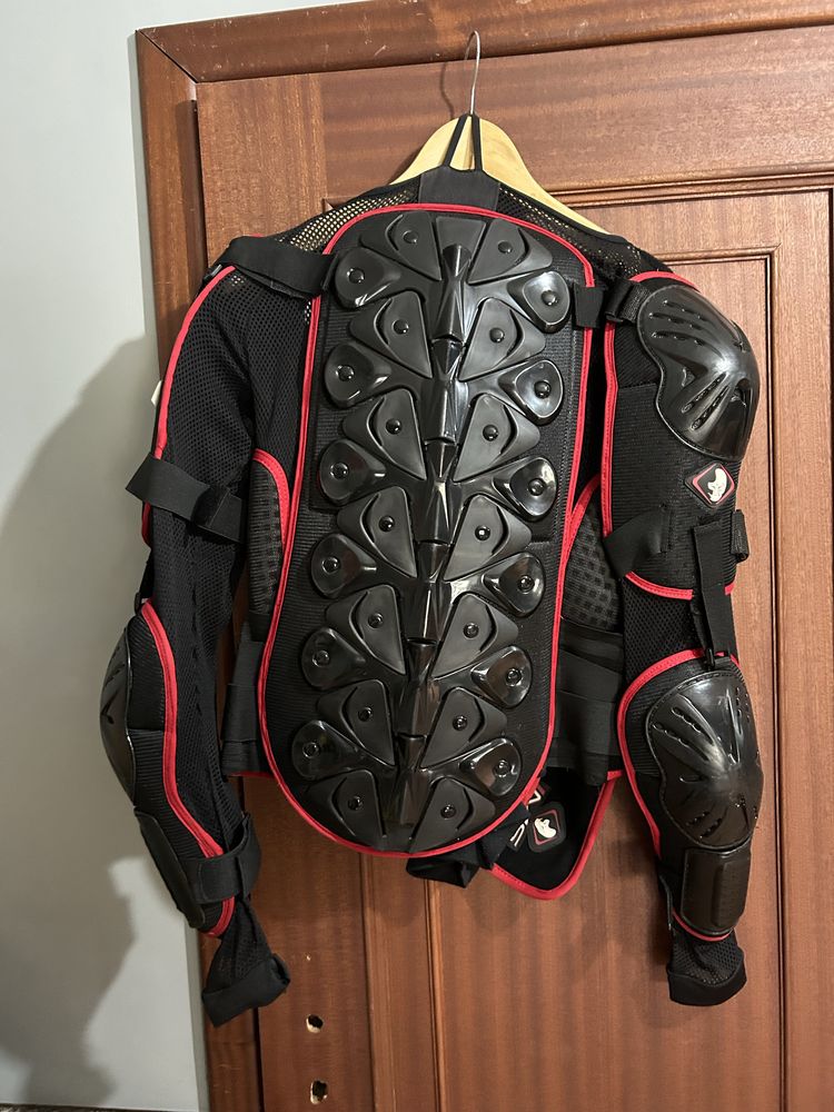 Capacete + equipamento