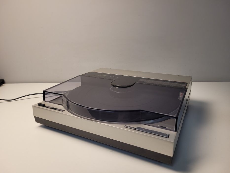 Technics SL-7 – Kultowy Gramofon Linear Tracking, Srebrny, Super Stan