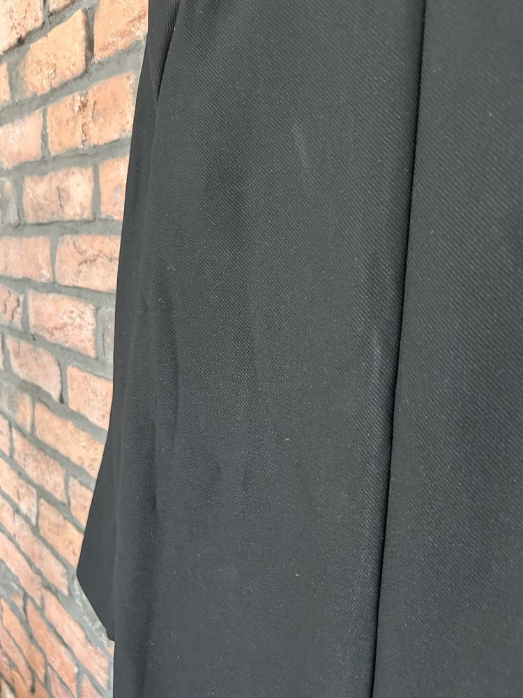 Czarny damski płaszczyk trencz H&M
