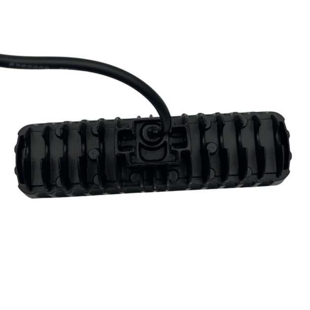 Дополнительные противотуманки на авто с 6 линзами бело жёлтго цвета