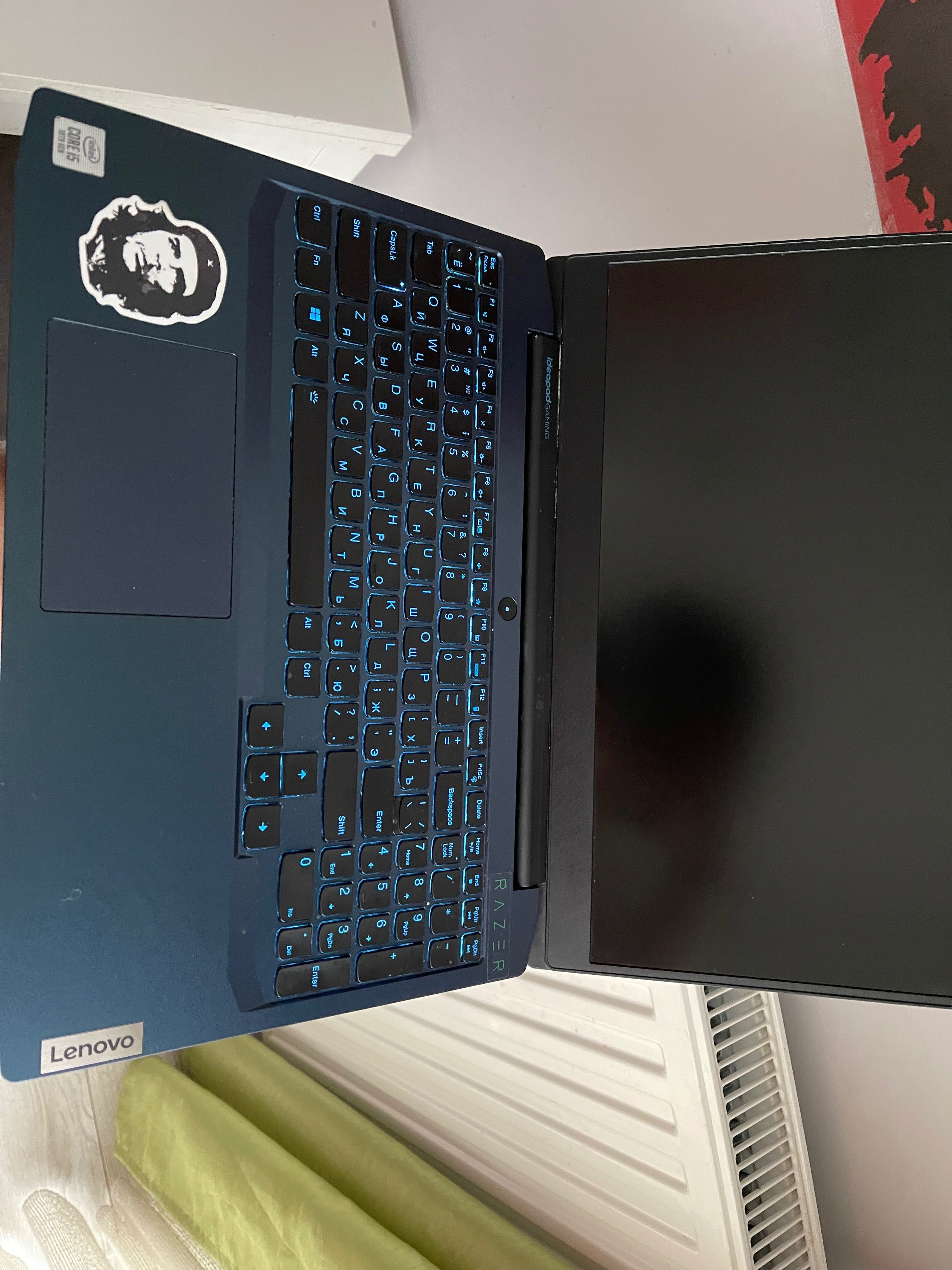 Laptop Lenovo gamingowy