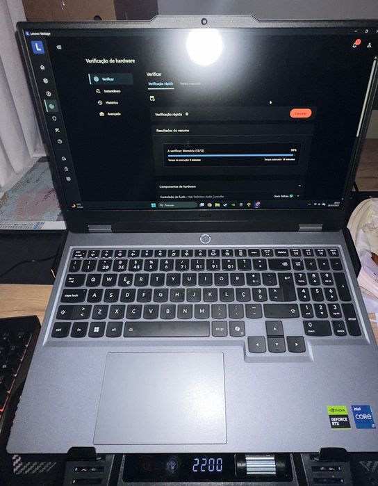 Portátil Gaming Lenovo LOQ 15