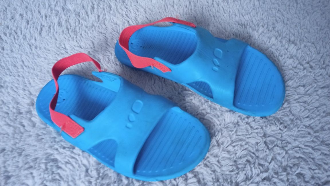 Buty na basen rozmiar 32 numer wkładki 20 cm Decathlon