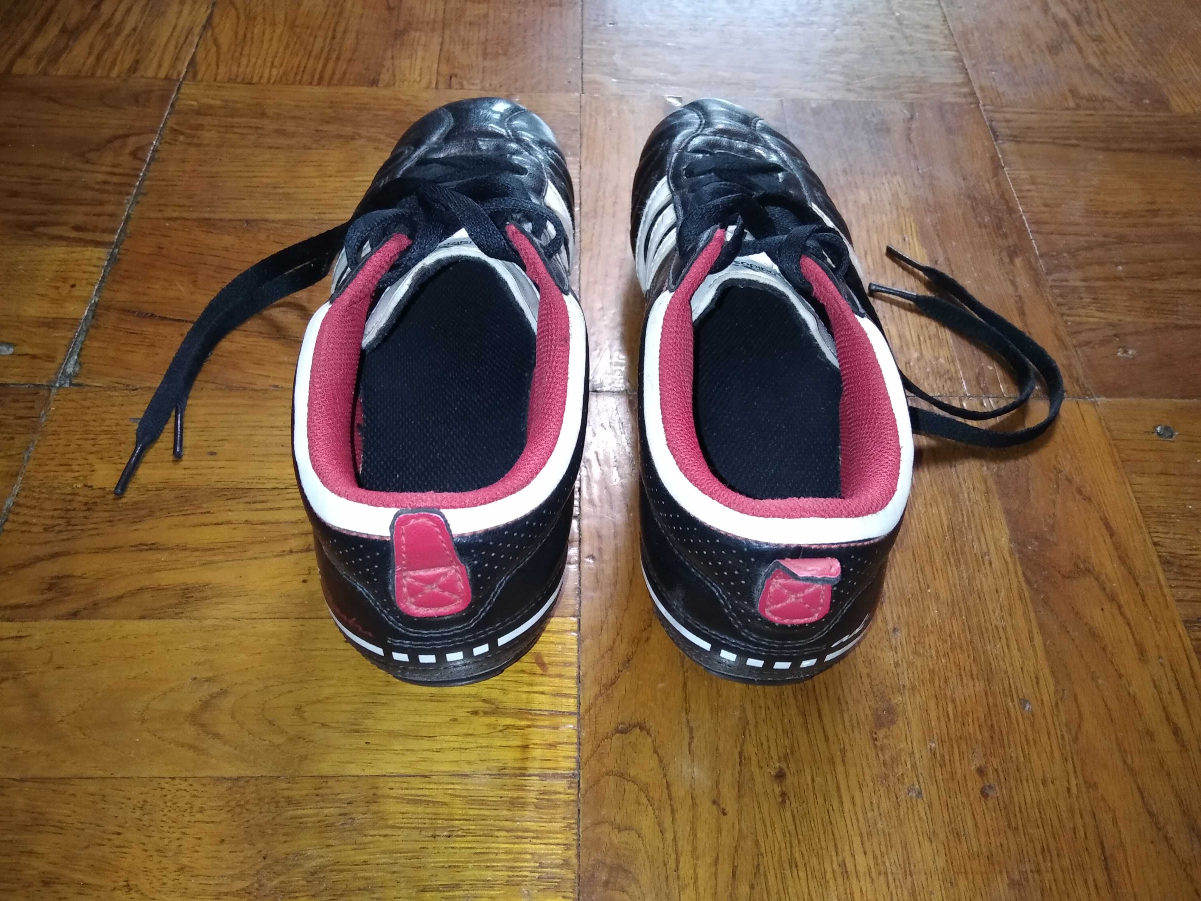 Шиповки копачки кросівки біг футбол спорт Adidas оригінал 37 38 24см