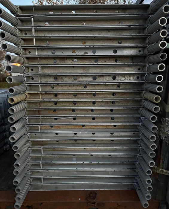 Rusztowanie aluminiowe długości 2,57m - 150m2