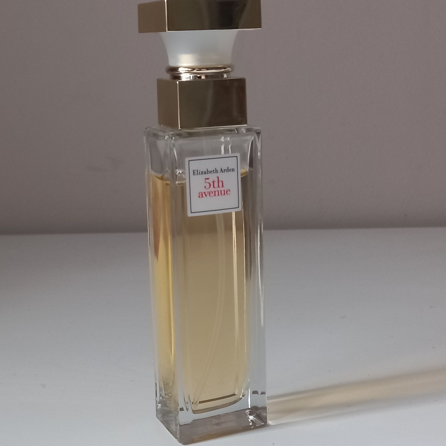 Perfum 5 th avenue Elizabeth Arden 30 ml