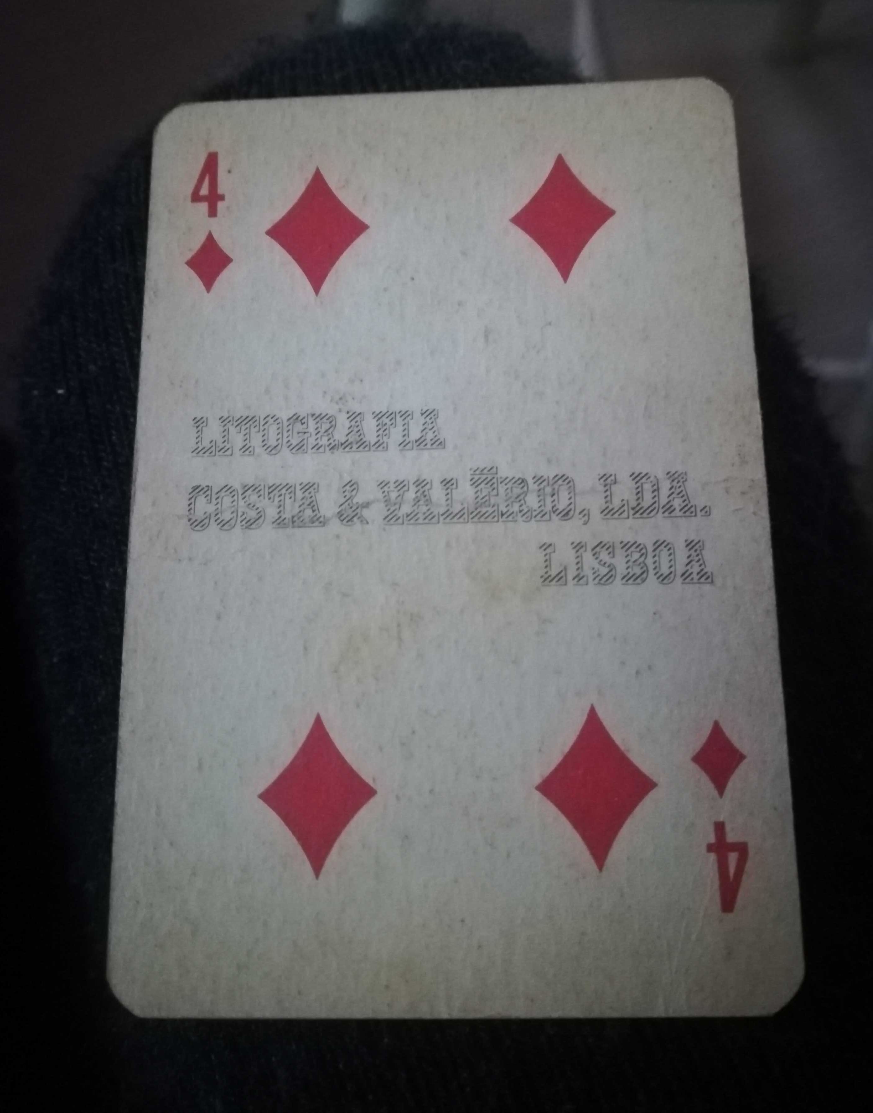 Cartas de jogar antigas