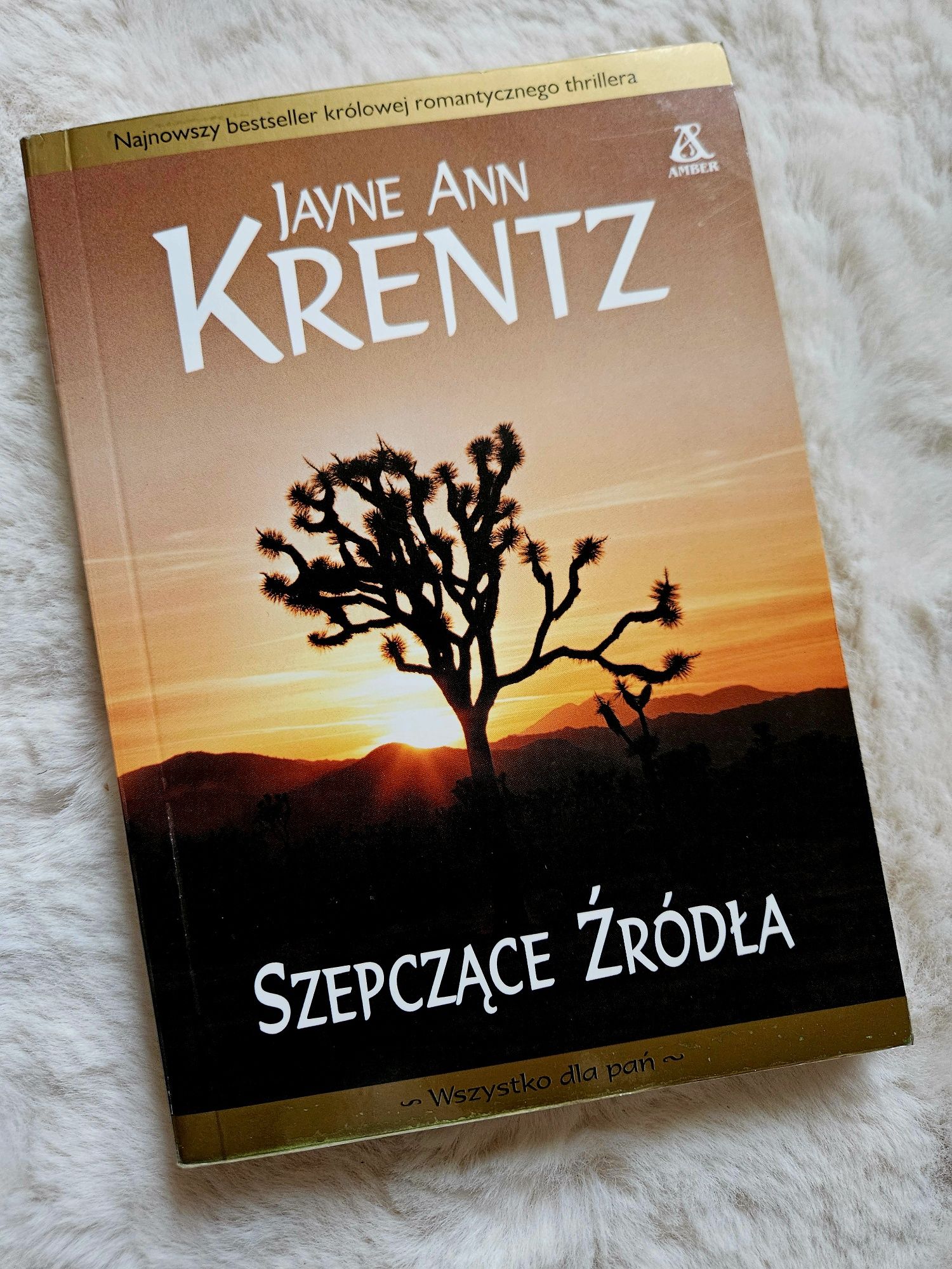 "Szepczące źródła" Jayne Ann Krentz romans