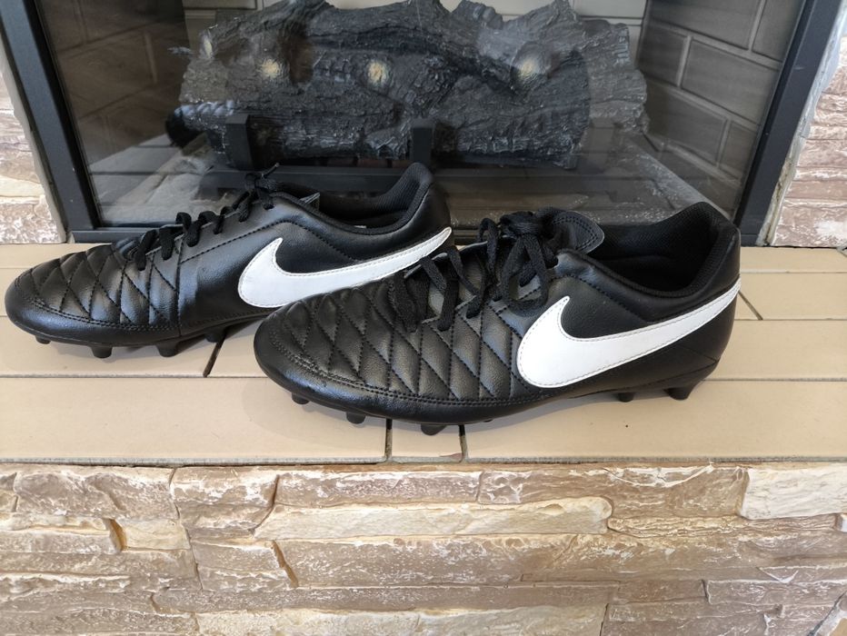Бутси  Nike Majestry