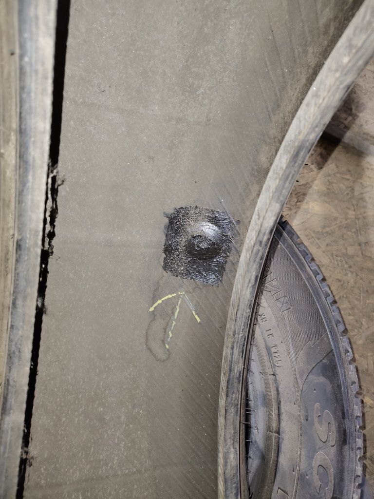 275/60R18 113 H Yokohama Geloandar H/T     Z369/30B