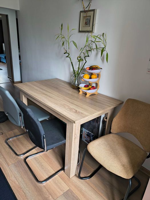 Stół kuchenny + krzesła