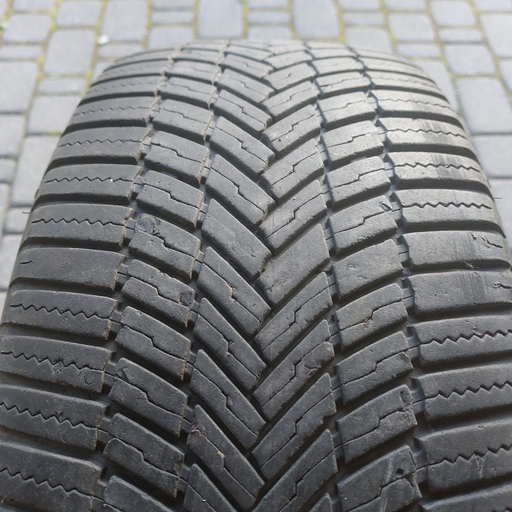 bridgestone a005 weather control 235/55/17 2019r