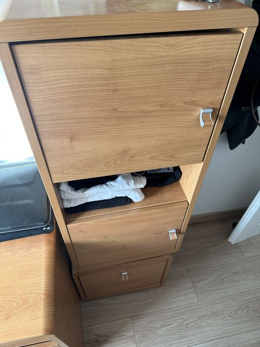 Zestaw mebli do pokoju