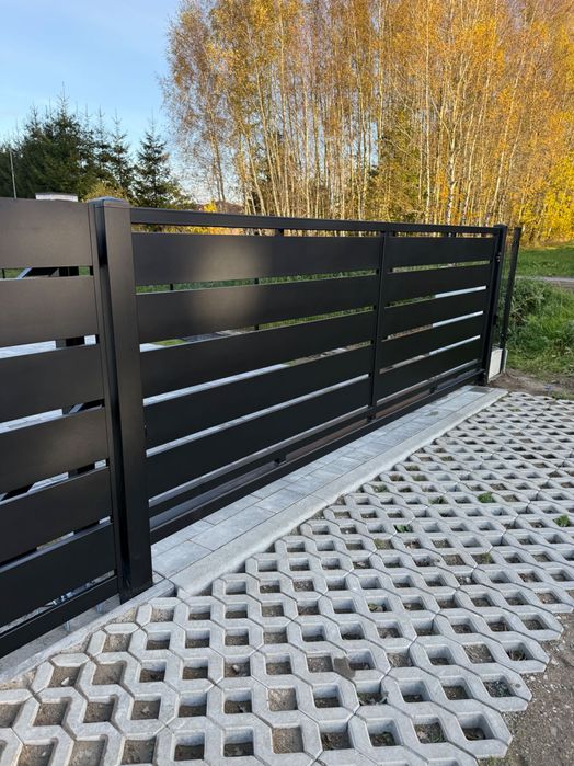 Brama przesuwna furtka przęsła