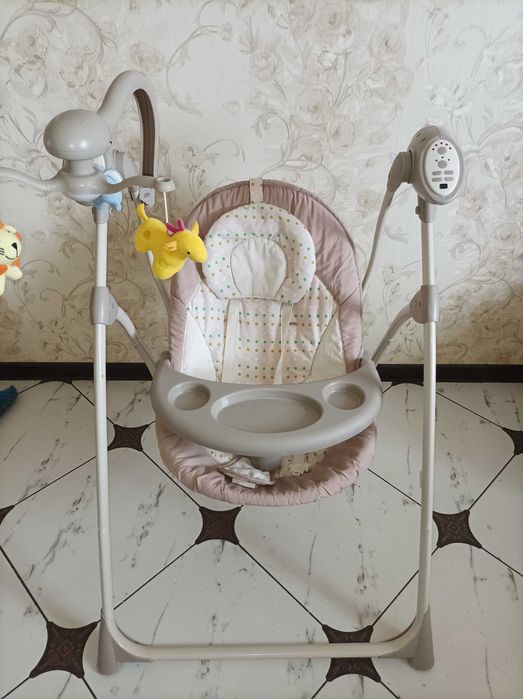 Продаються електро гойдалка для немовлят