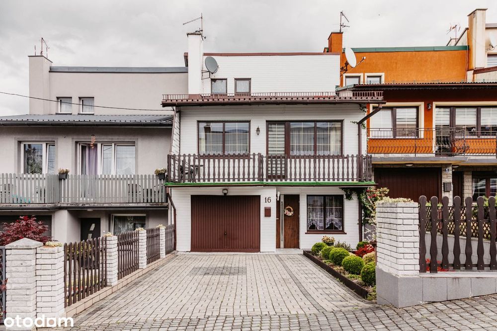Dom w zabudowie szeregowej położony w cichej okolicy