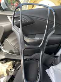 Opel Astra IV J dekor konsoli ramka kratka
