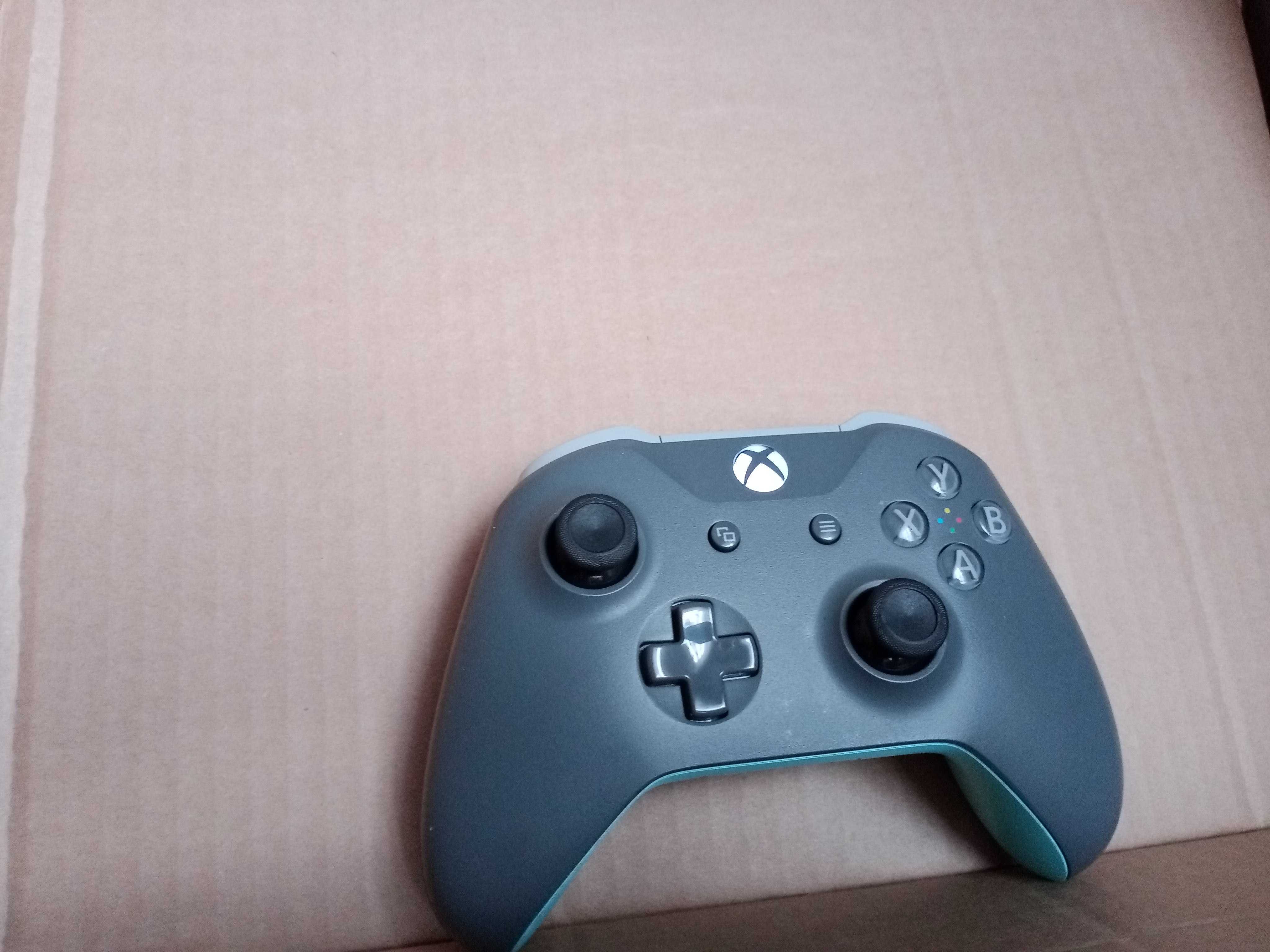 Pad Xbox One /Xbox Series -Limitowany -znakomity stan