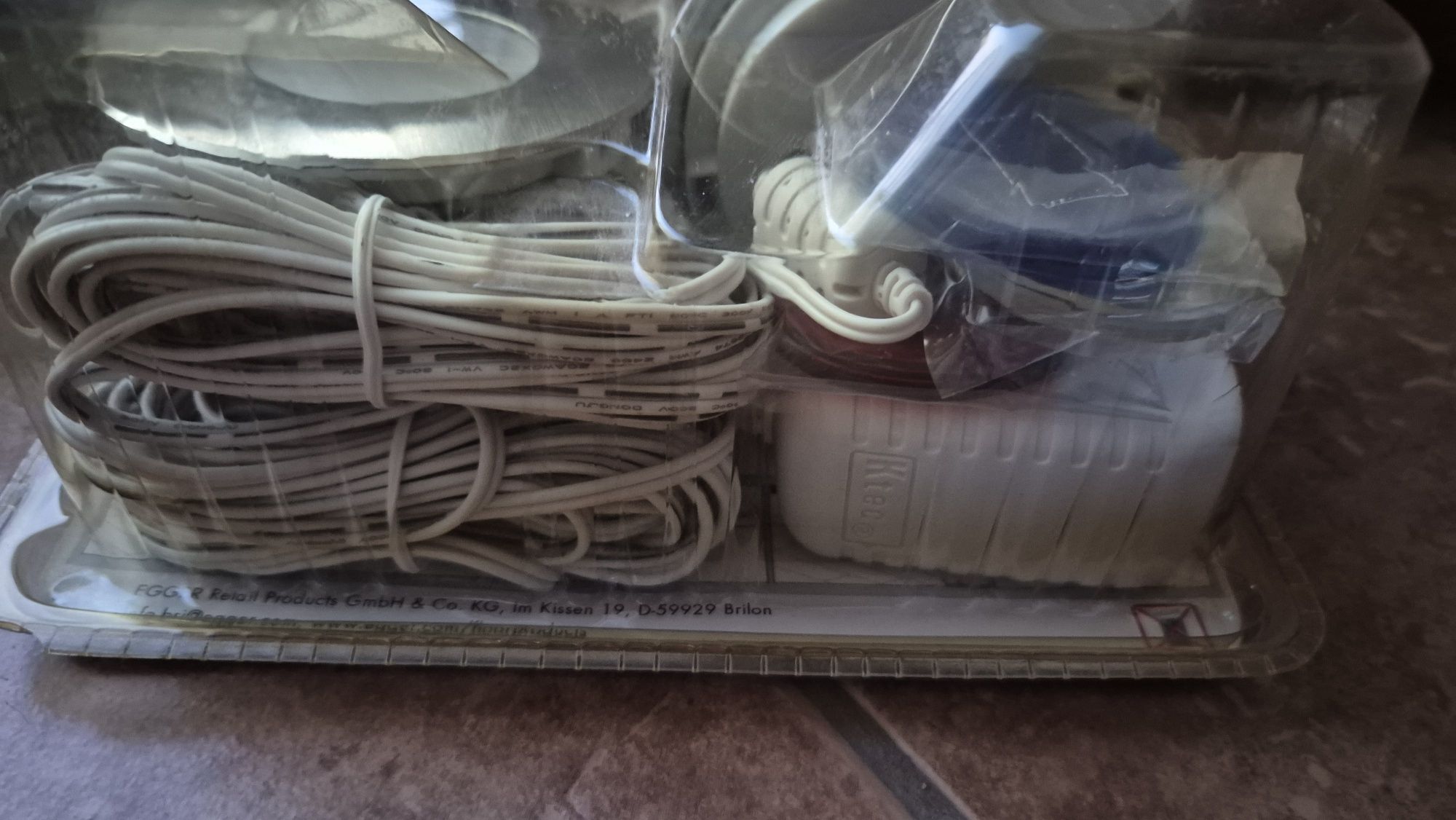 E EGGER Oświetlenie Lampki led podłogowe do paneli