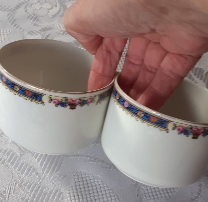 2 filiżanku stara porcelana lata PRL Cmielów