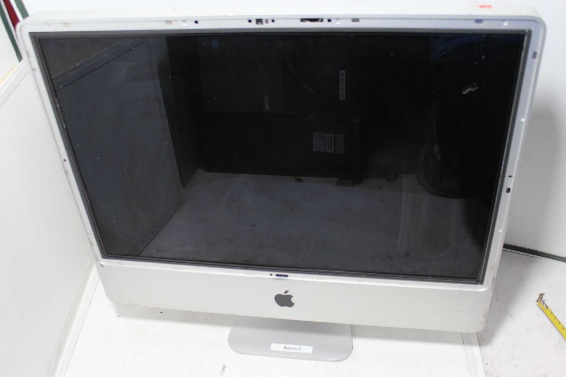 Моноблок 24'' Apple iMac A1225 (2-в-1 компьютер-монитор)