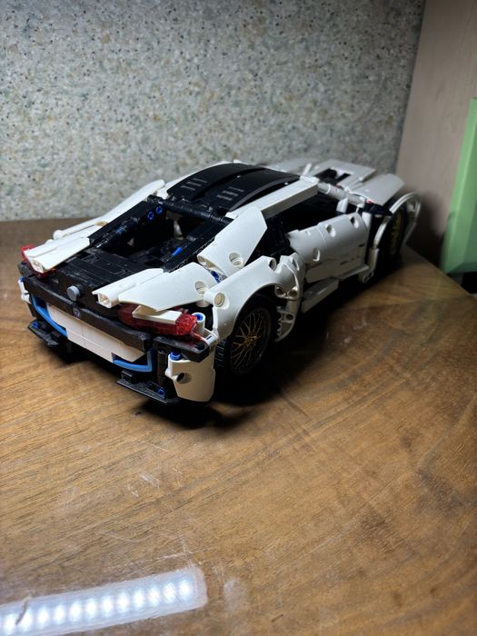 Лего машина маштаб 1/14
