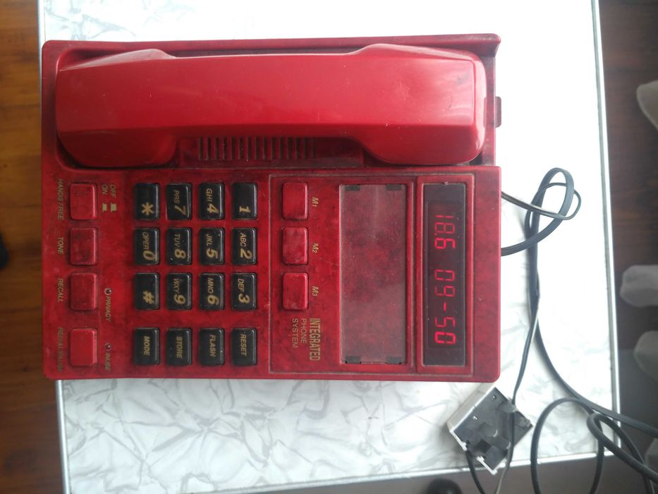 Системний телефон "INTEGRATED Phone System"